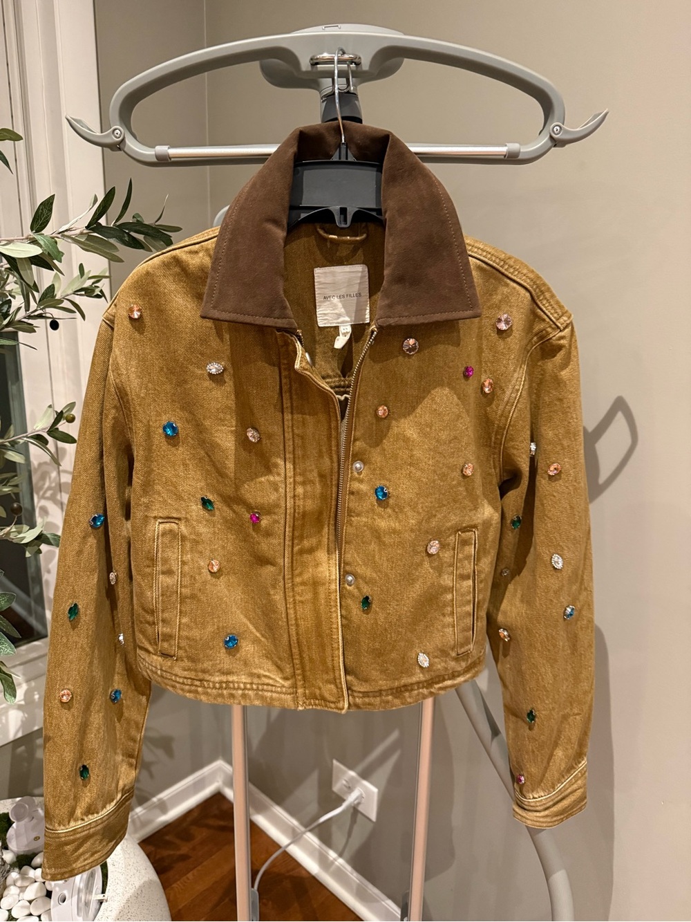 Avec Les Filles Embellished Cropped Barn Jacket - Picture 2 of 9